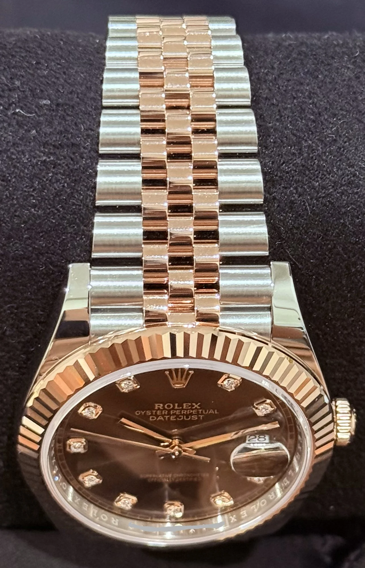 Rolex Datejust 41 Chocolate Diamond Dial Fluted Jubilee 126331 | 2024 | 41mm - Image 5